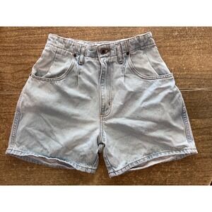 Vintage Beverly Hills Denim Co BDHC Light Washer Pleated Jean Shorts Women's 5/6